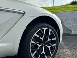 Фото 22 - Aston Martin DBX