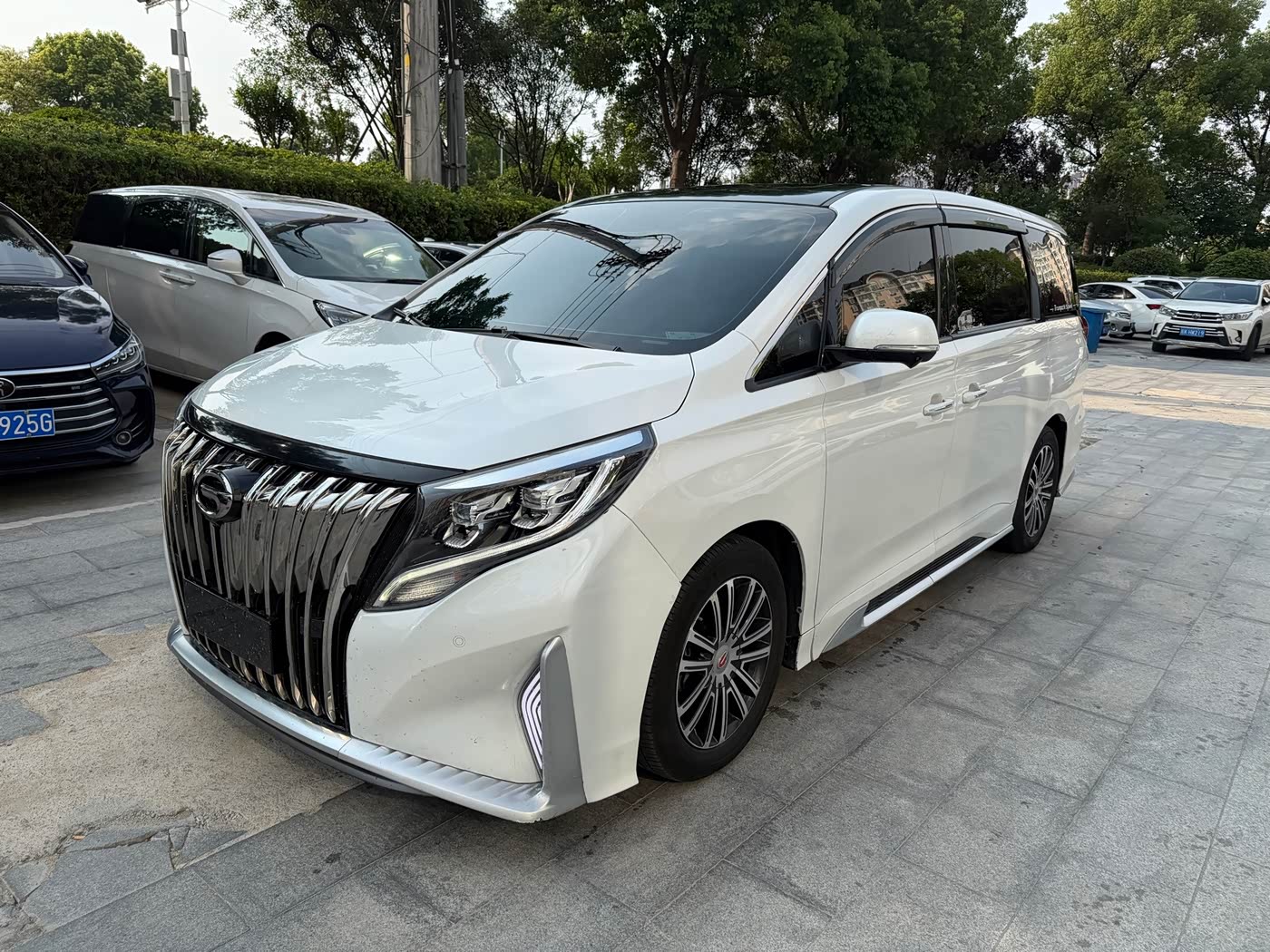 GAC Trumpchi Trumpchi M8