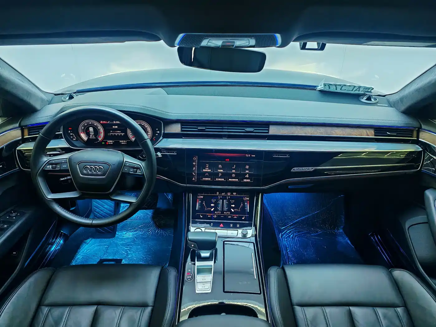 Audi A8 2018 A8L 55 TFSI quattro Launch Premium фото 8