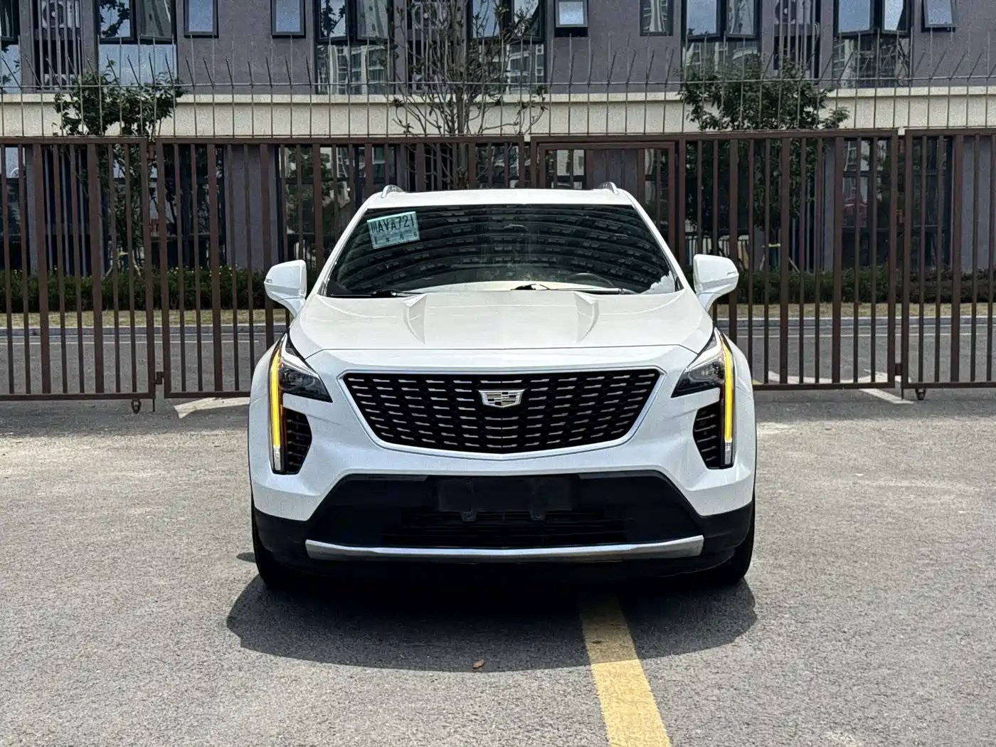 Cadillac XT4 2018 28T FWD Leading Edition фото 2