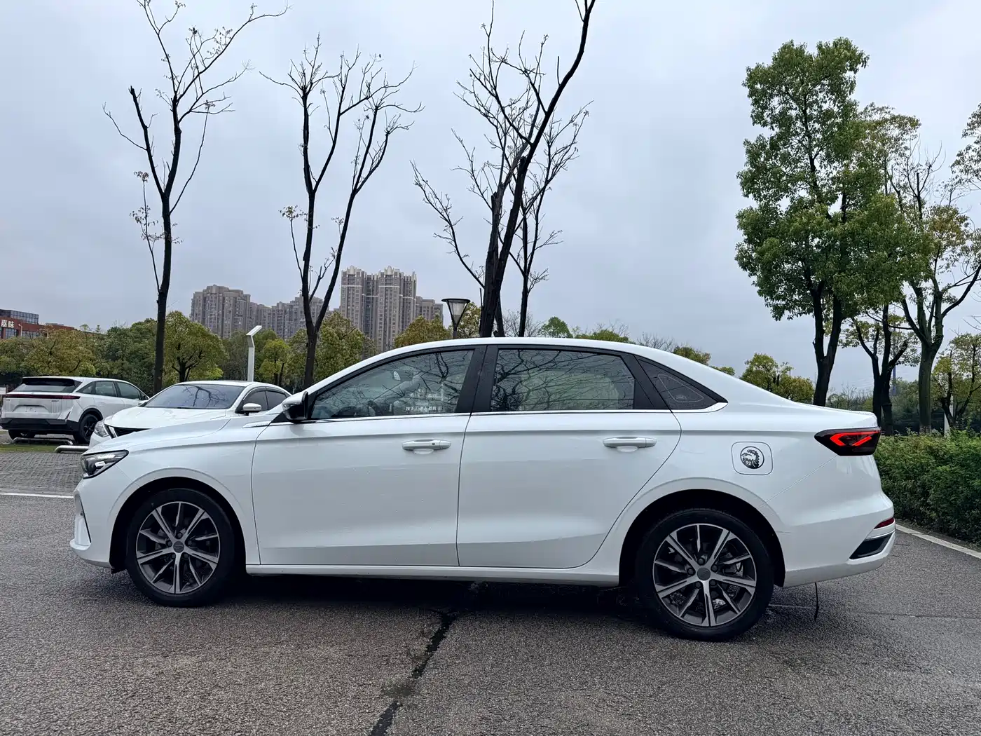 GEELY AUTOMOBILE EMGRAND