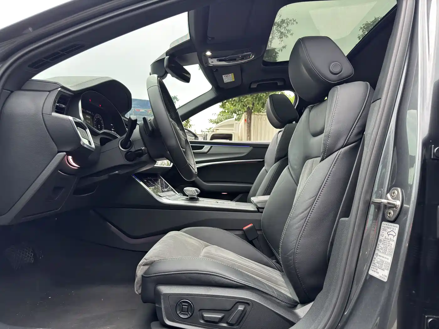 Audi A6L 2021 40 TFSI Luxury Sport фото 8