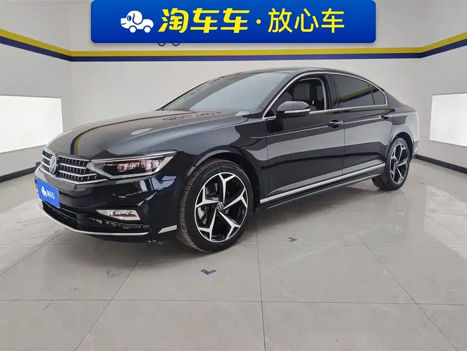 Volkswagen Magotan 2023 2 Million Units Anniversary Edition 330TSI DSG Leading Type
