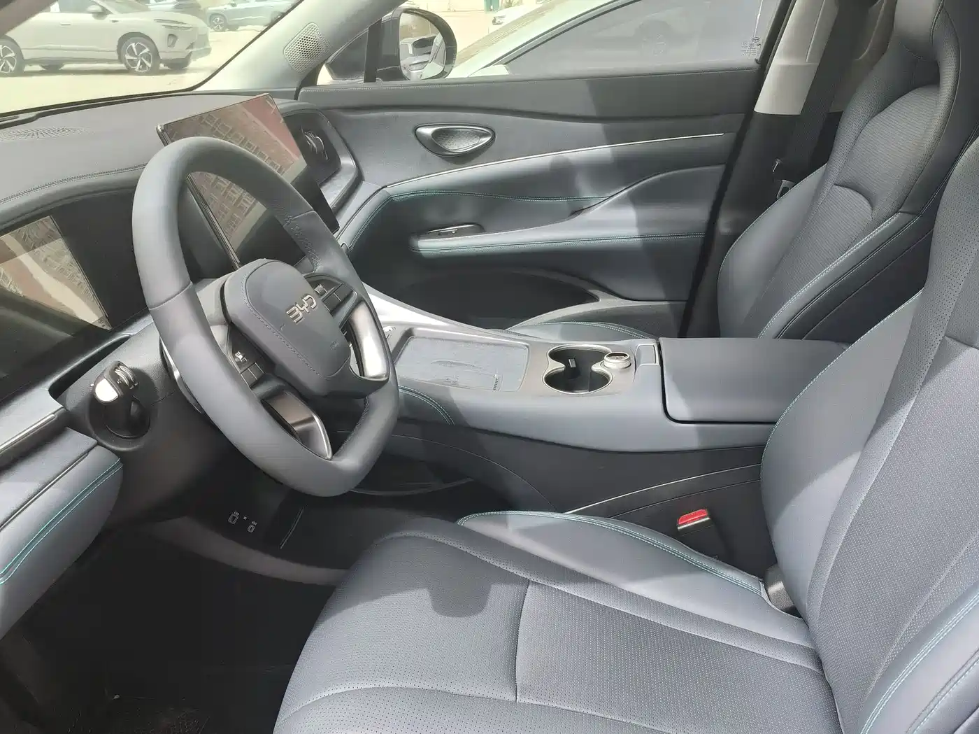 BYD SEA LION 07 DM I