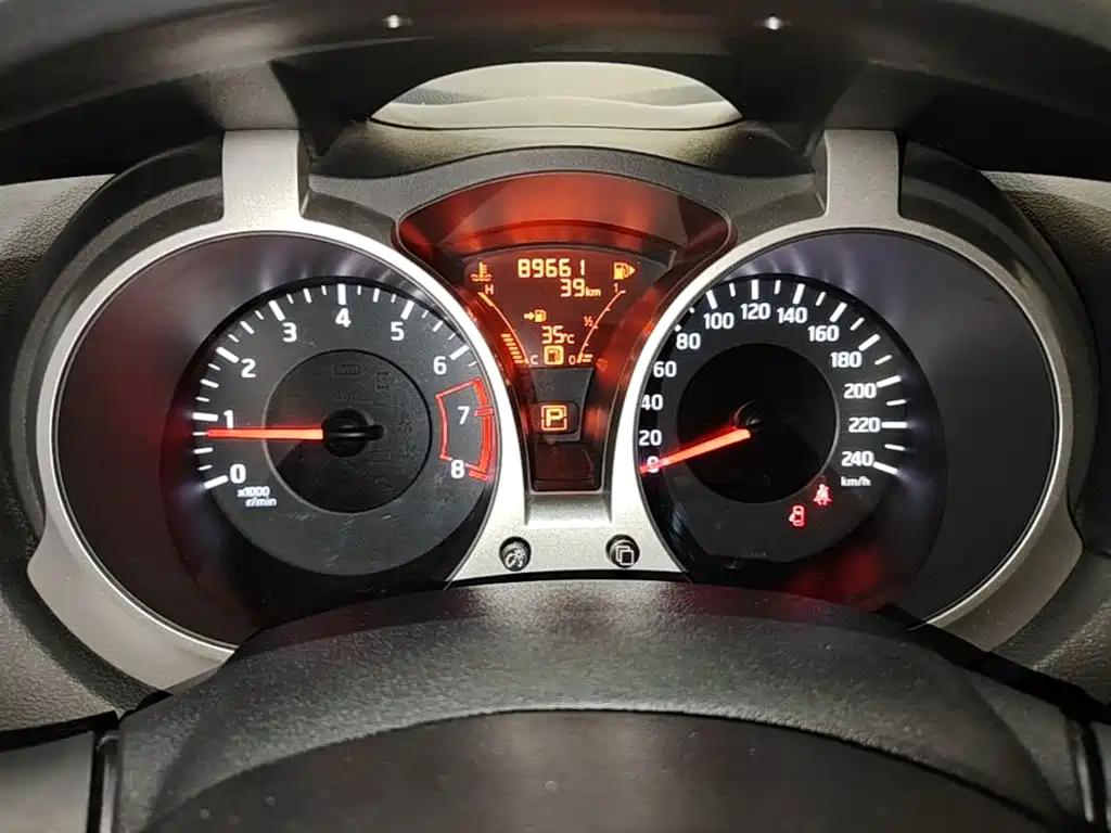 Infiniti ESQ 2019 2014 1.6L Free Edition