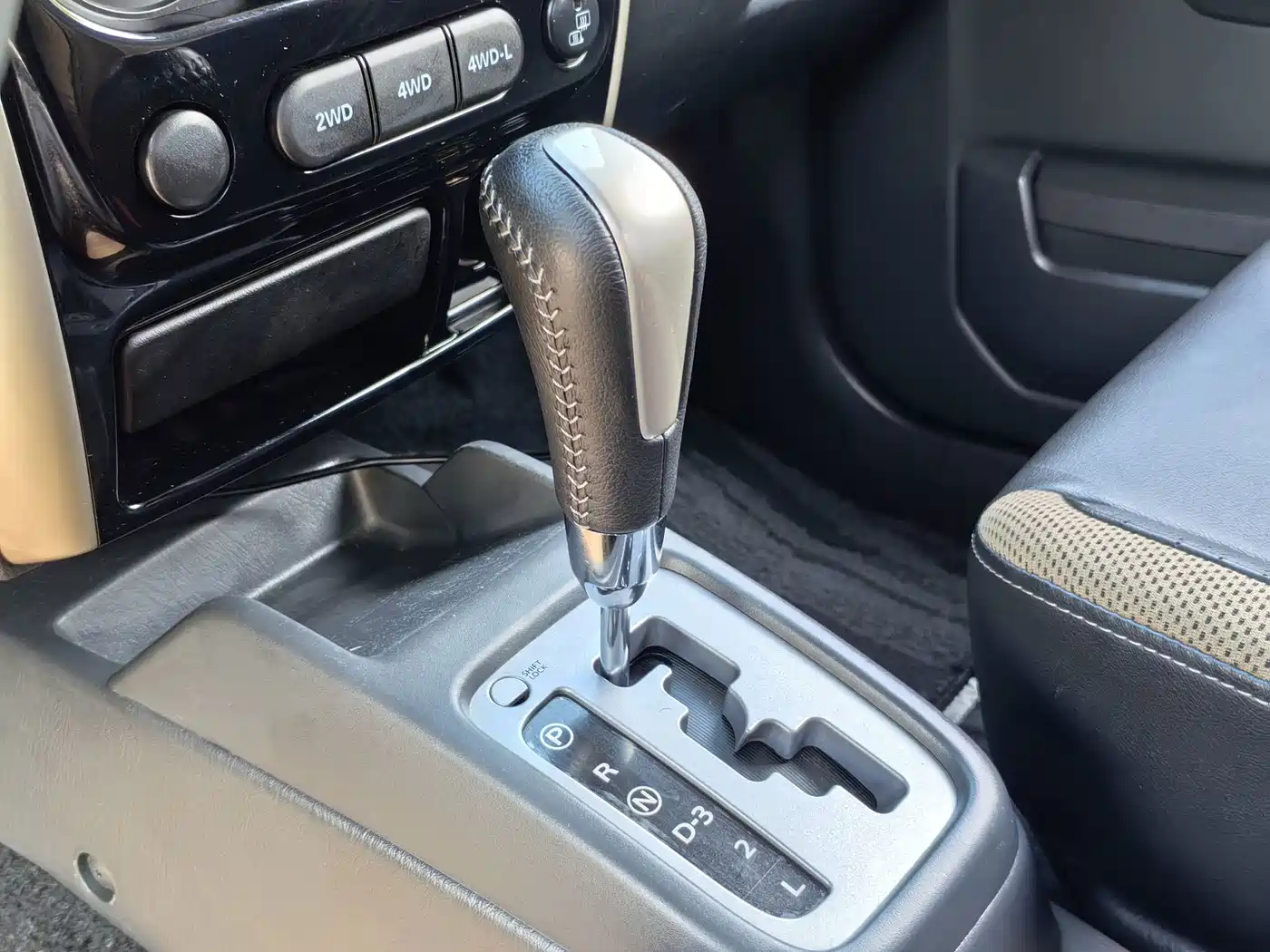 Фото 8 - Suzuki Jimny (Import)
