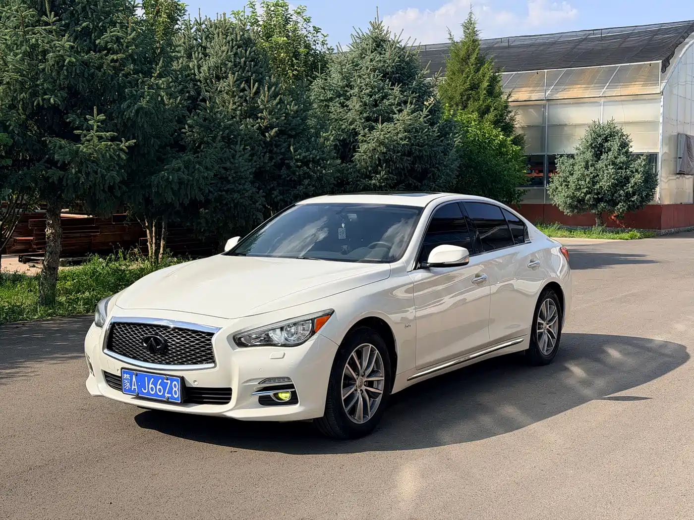 Фото 3 - Infiniti Q50L
