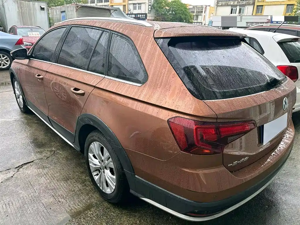 Volkswagen C-TREK 2017 1.6L Automatic Luxury фото 9