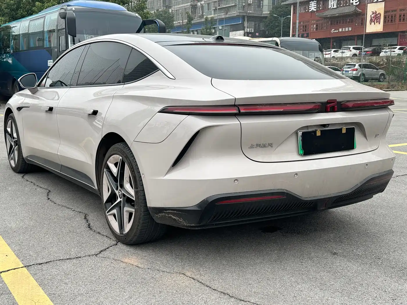 RISING AUTO FEIFAN F7