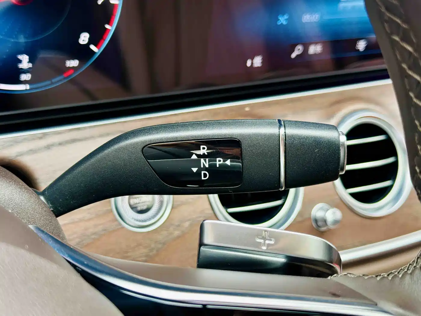 Mercedes-Benz E-Class 2021 E 300 L Luxury фото 12