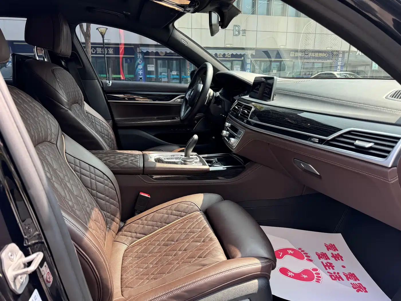 BMW 7 Series 2022 740Li Exclusive M Sport Package фото 11
