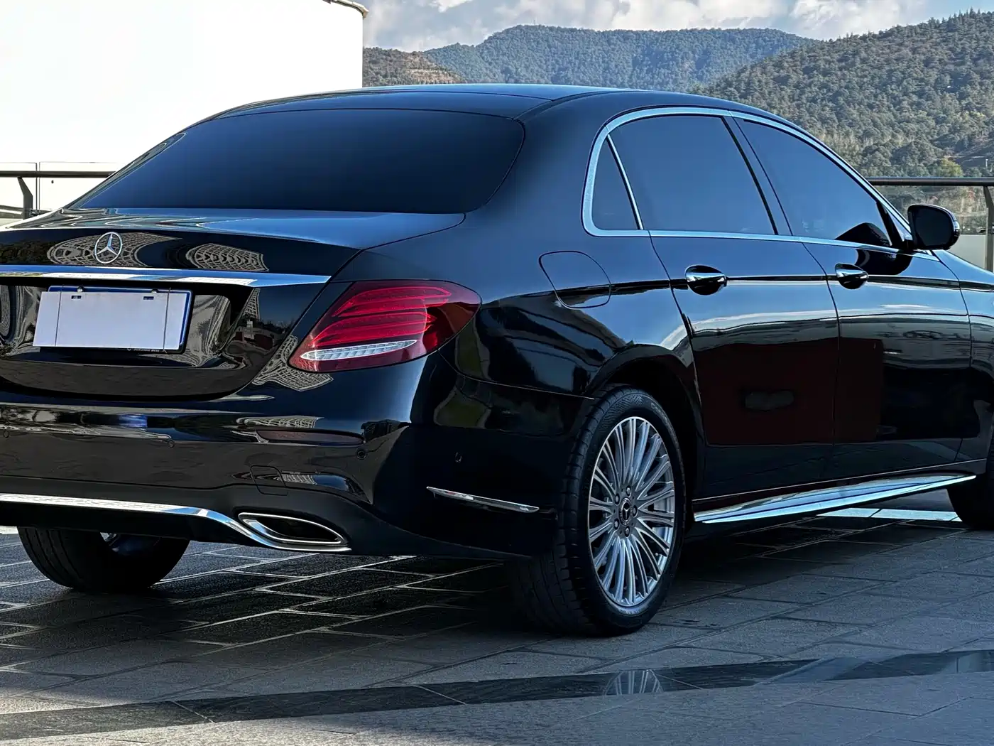 Mercedes-Benz E-Class 2019 Facelift E 300 L Sport Fashion фото 11