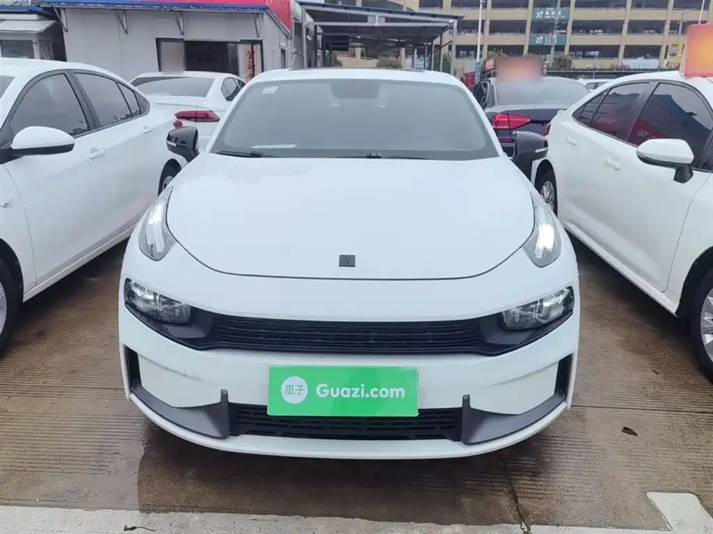 Lynk & Co 03 2021 2.0TD Auto Jin Plus фото 3