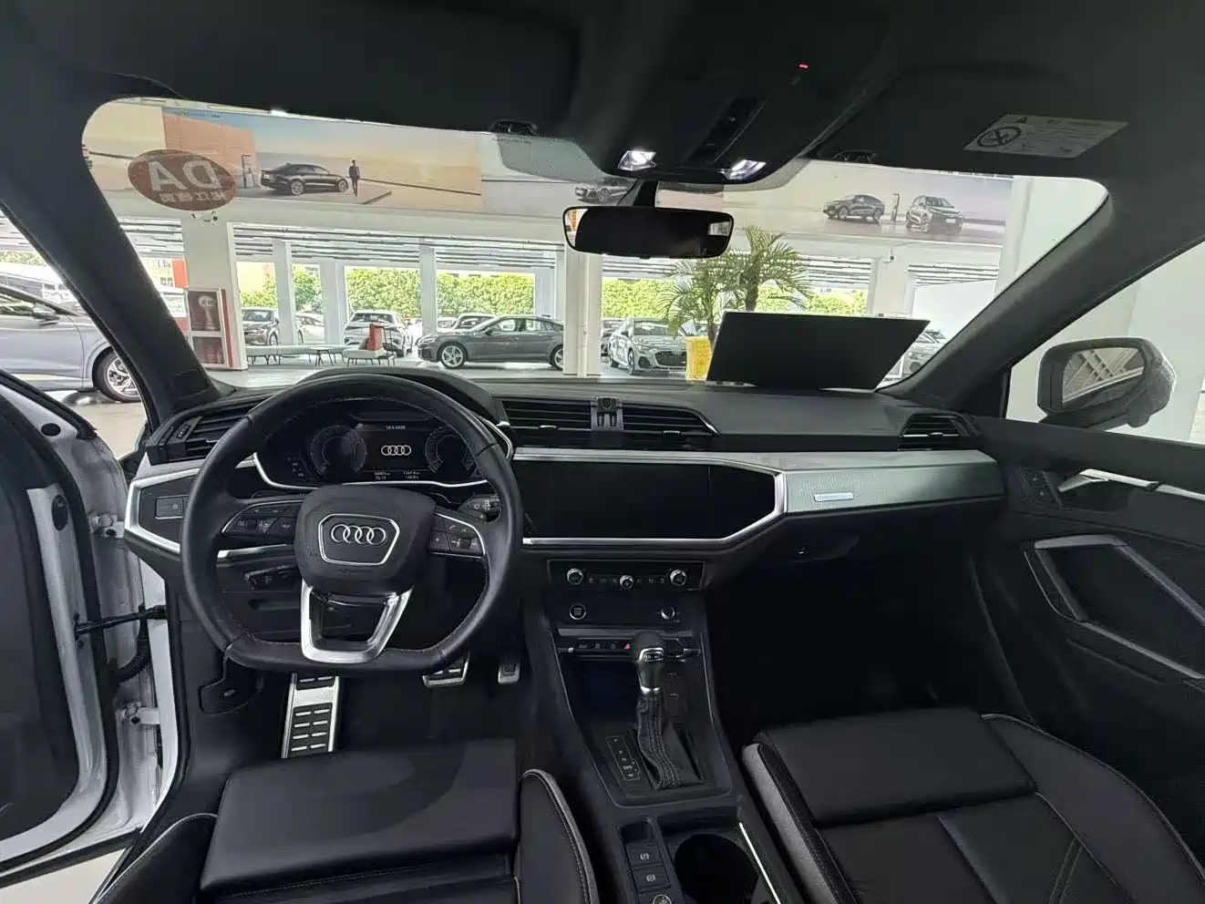 Audi Q3 2024 40 TFSI Fashion Sport фото 7