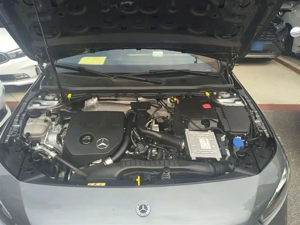 Mercedes-Benz A-Class 2022 A 200 L Sport Sedan Style фото 20