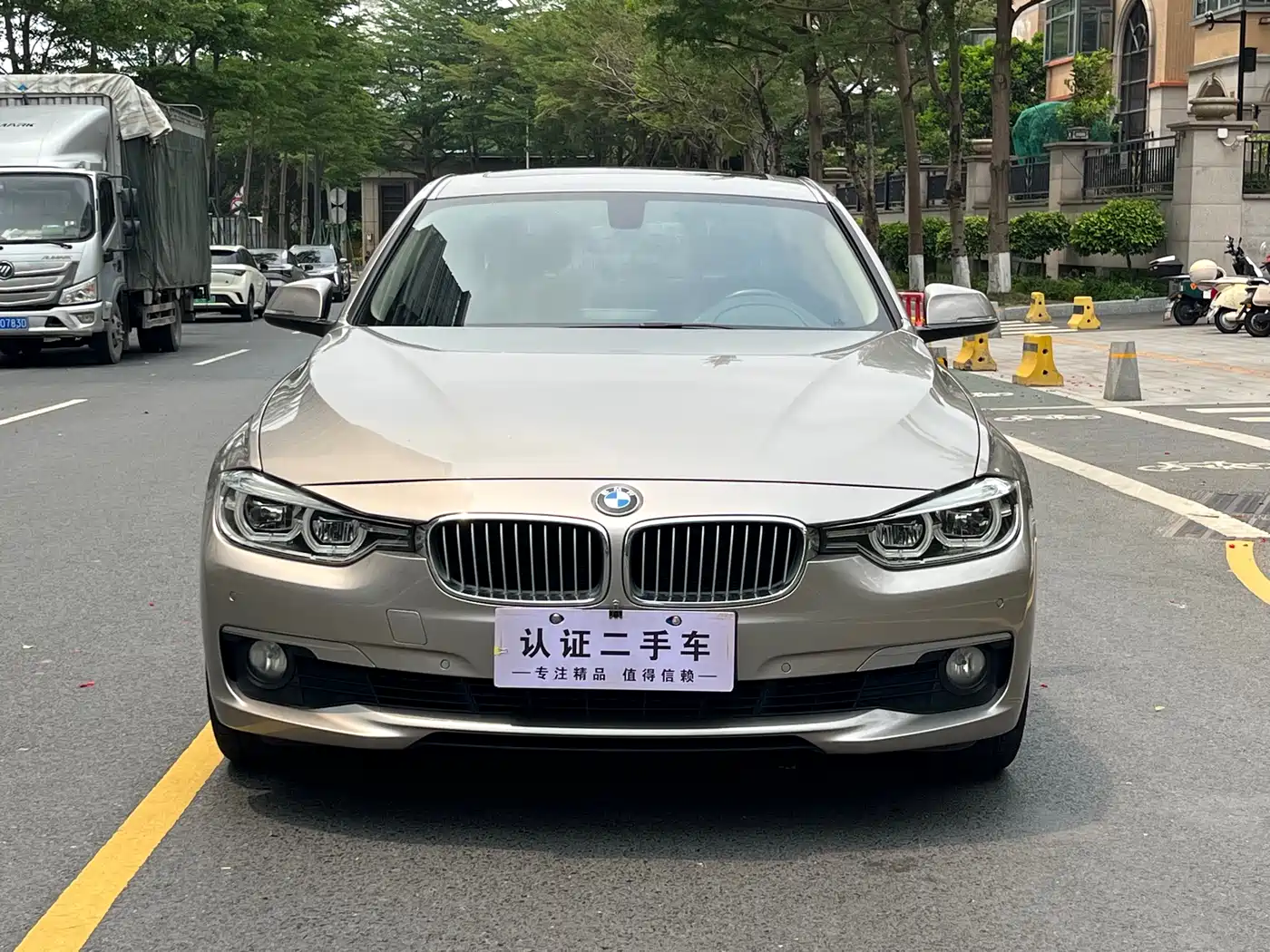 BMW 3 Series 2018 320Li Fashion Style фото 2