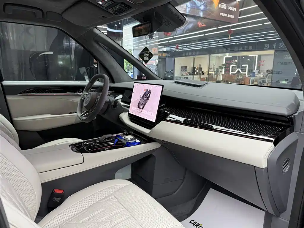 ZEEKR EXTREME KRYPTON 009