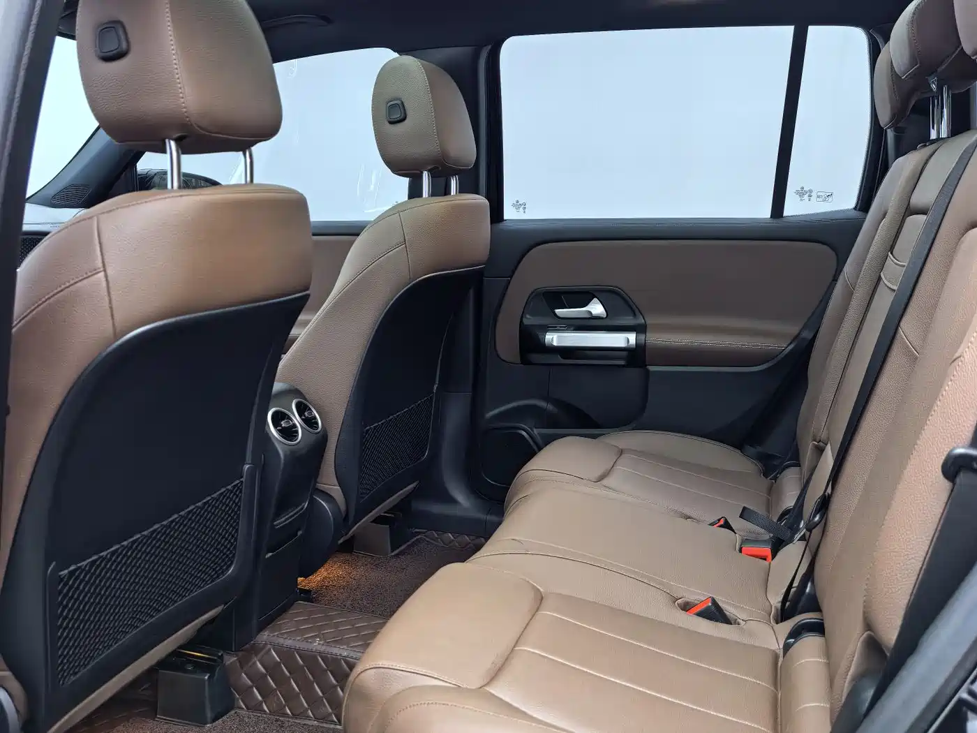 Mercedes-Benz GLB 2024 GLB 220 Fashion фото 8