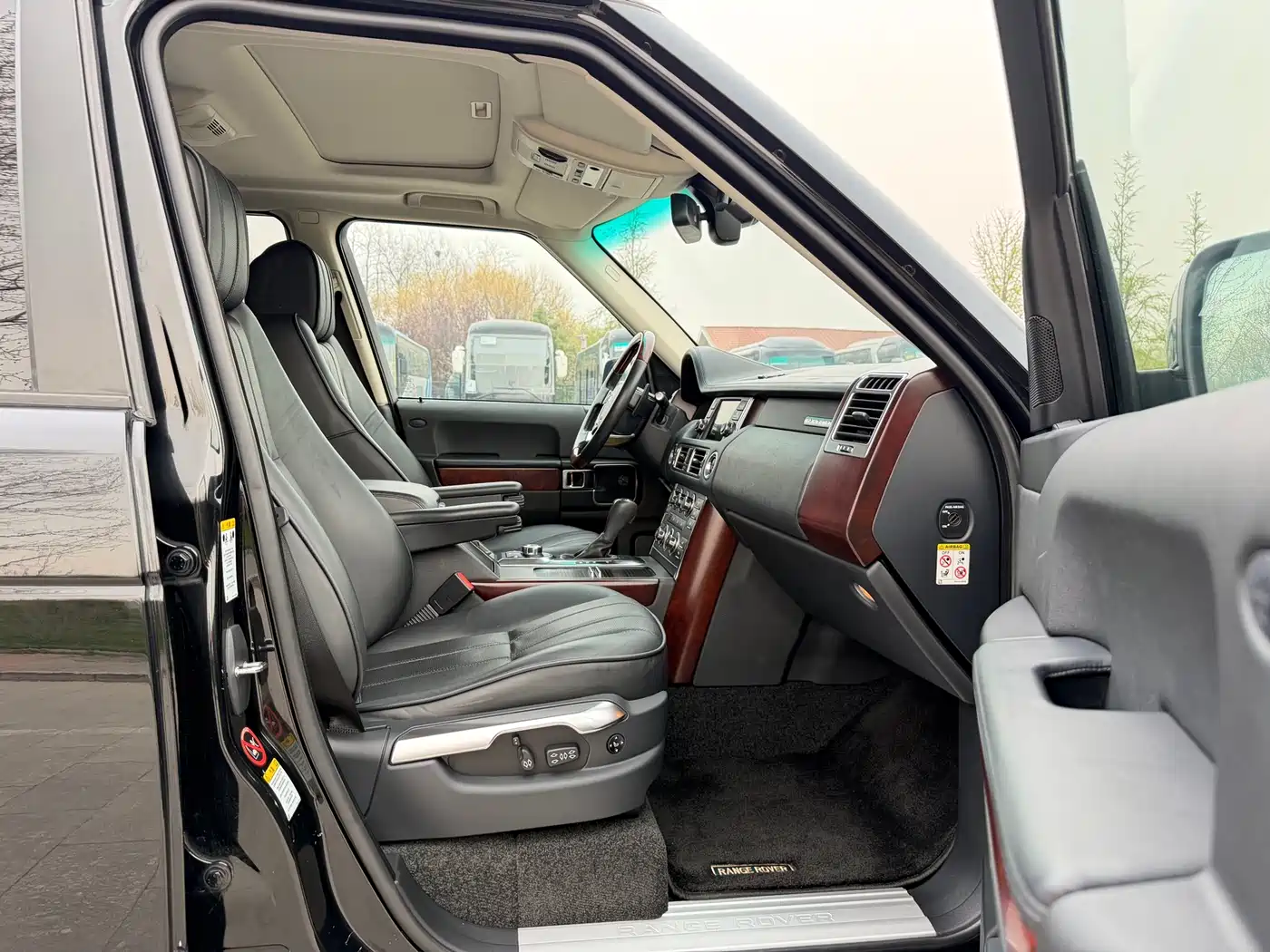 Land Rover Range Rover 2012 5.0 NA V8 фото 13