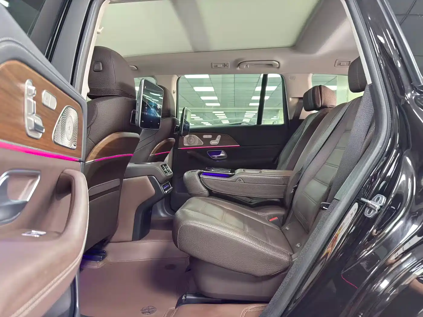 Mercedes-Benz GLS 2023 GLS 450 4MATIC Luxury Edition фото 15