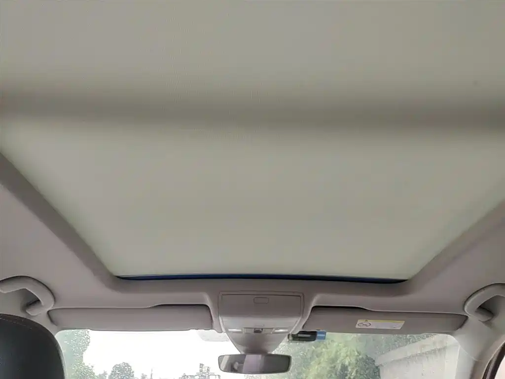 Volkswagen Tiguan L PHEV 2022 430PHEV Plug-in Hybrid Premium фото 18