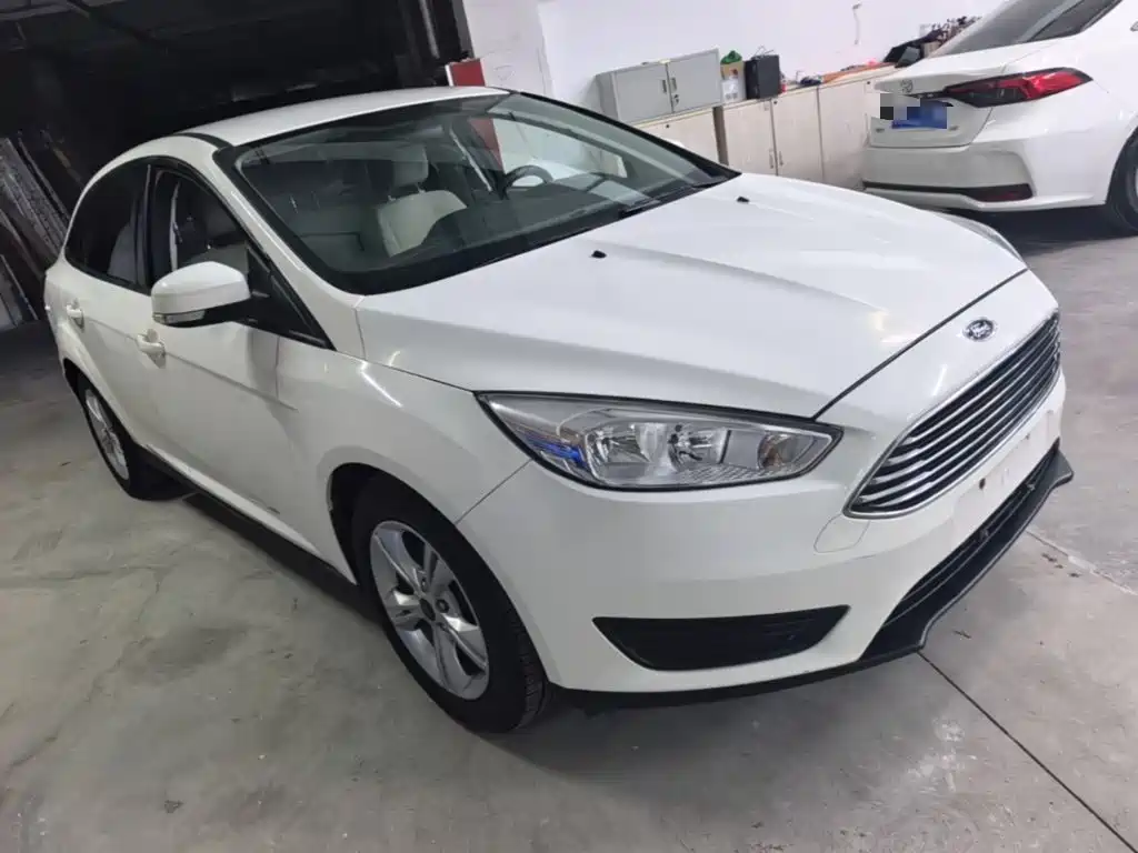 Photo 4 - Ford Focus