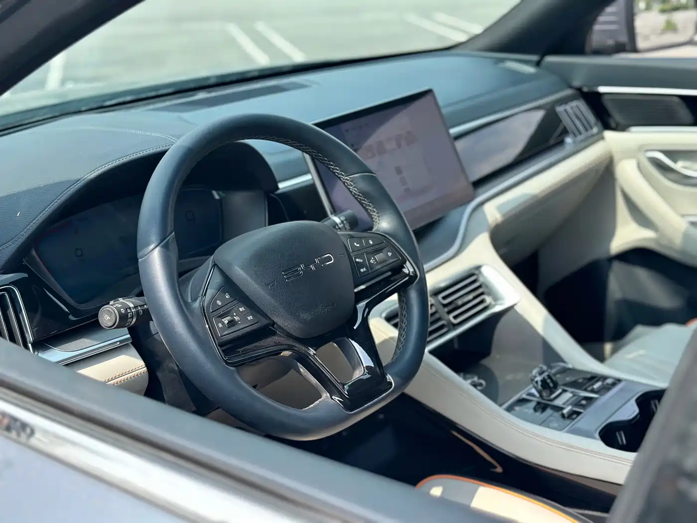 BYD Song PLUS PHEV 2023 Champion Edition DM-i 110KM Flagship фото 4