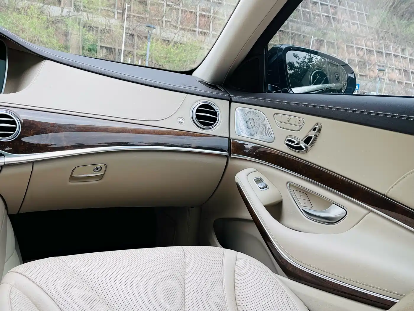 Mercedes-Benz S-Class 2015 S 400 L фото 24