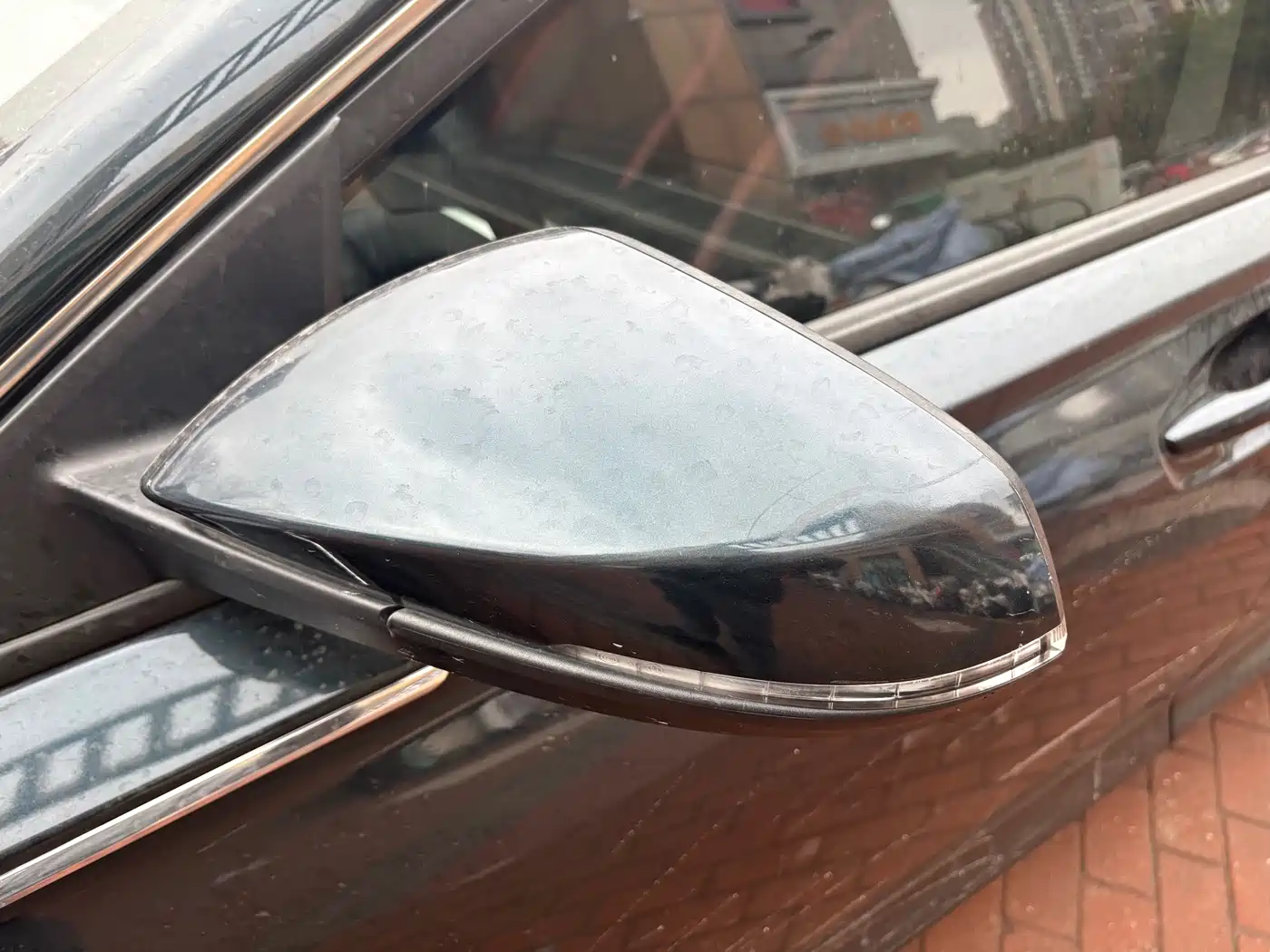 DONGFENG FENGSHEN YI HYUN MAX