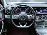 Photo 19 - Mercedes-Benz E-Class