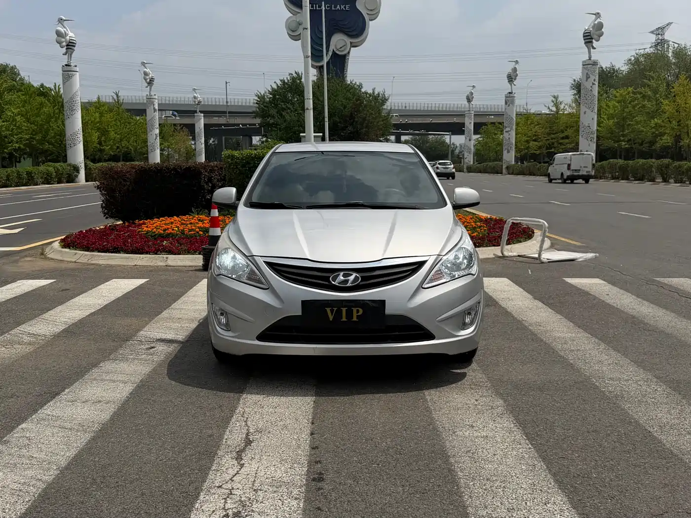 Hyundai Verna 2013 Sedan 1.4L Automatic Standard GL фото 2