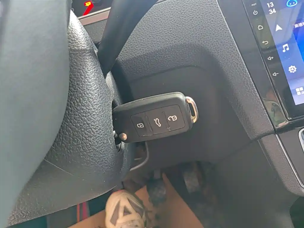 Volkswagen Santana 2019 1.5L Manual Comfort Edition China VI фото 9