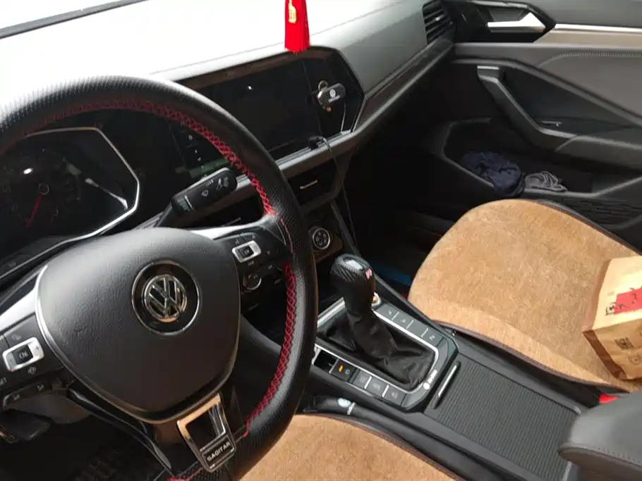 Volkswagen Sagitar 2019 200TSI DSG Comfort Edition China VI фото 13