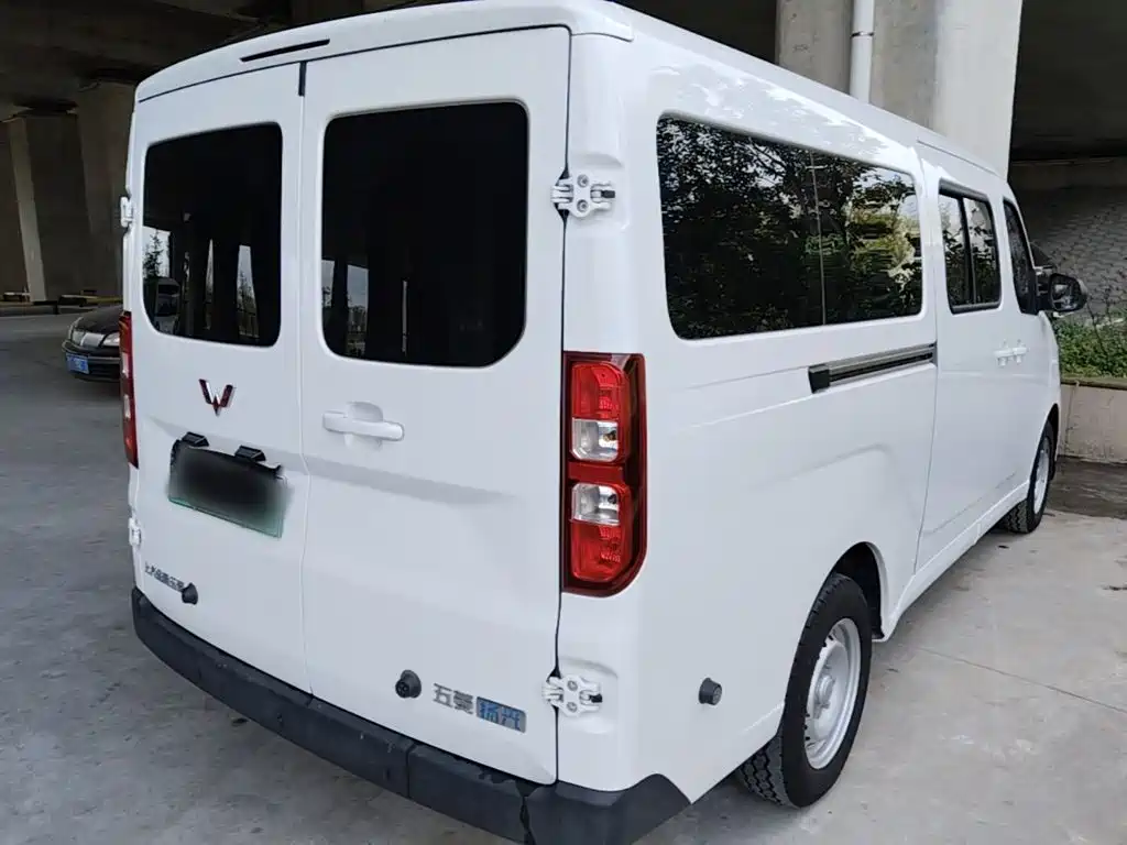Wuling Motors Wuling Yangguang 2025 2025 400km Bus Comfort Edition