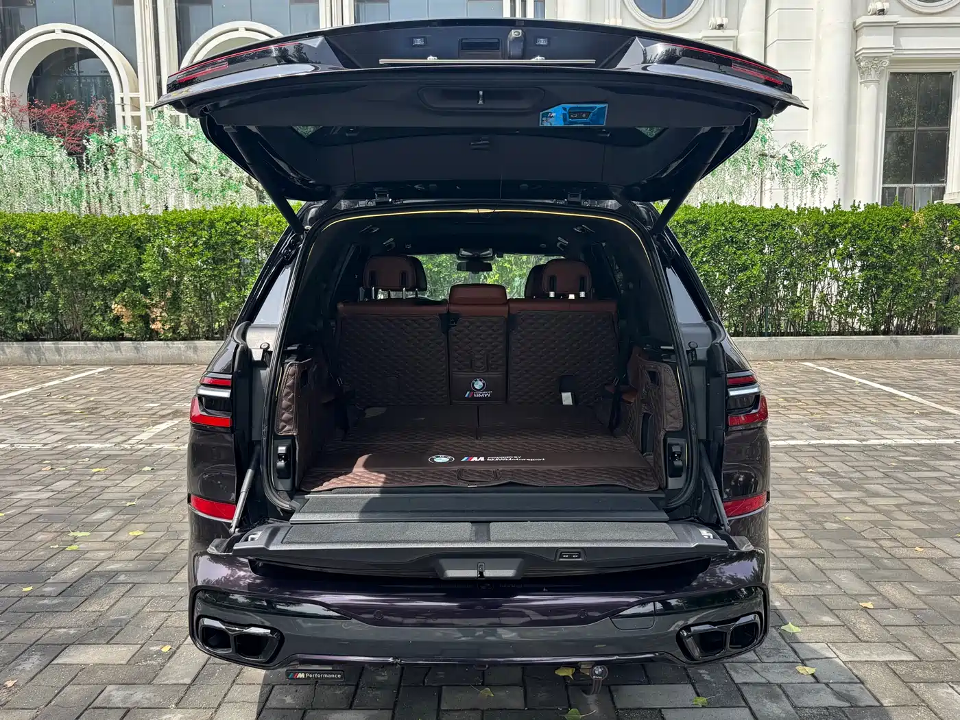 BMW X7 2023 xDrive40i Exclusive M Sport Package фото 5
