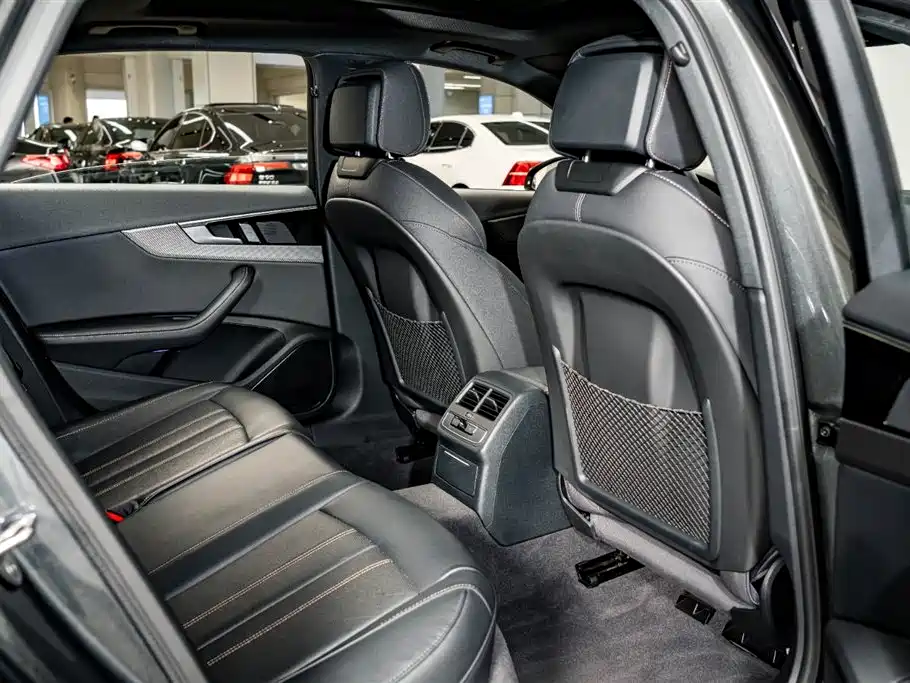 Audi A4L 2024 40 TFSI quattro RS Kit Speed Edition фото 22