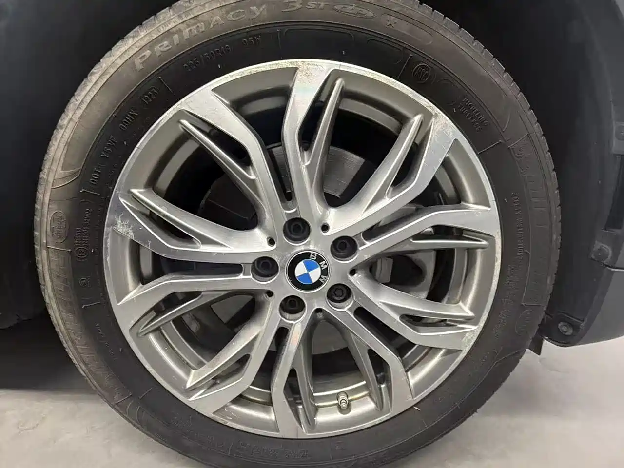 BMW X1 2018 sDrive20Li Leading Model фото 9