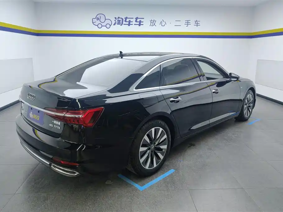 Audi A6L 2019 45 TFSI Premium Elegance фото 3