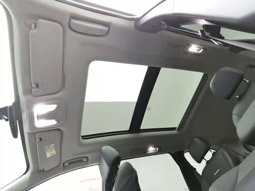 SAIC Maxus Maxus G50 2020 2019 1.5T Automatic Luxury Edition China V