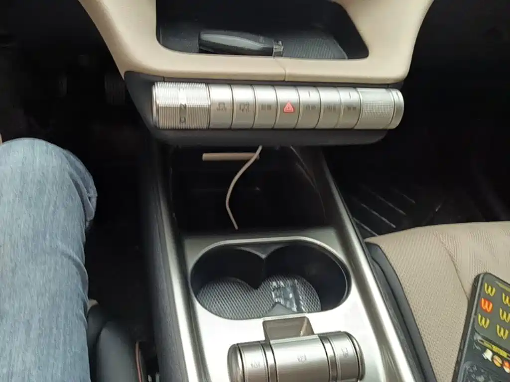 Photo 14 - BYD Dolphin