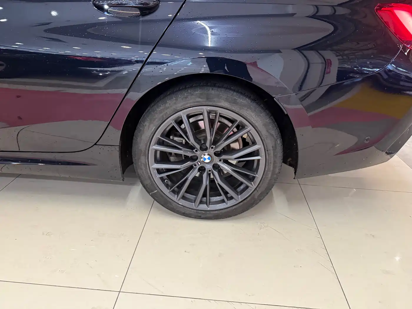 BMW 3-SERIES