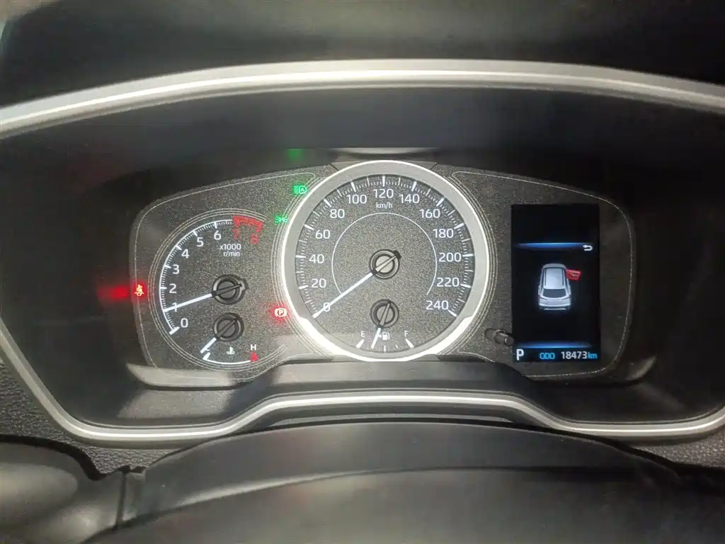 Toyota Frontlander 2022 2.0L CVT Luxury PLUS Edition фото 4