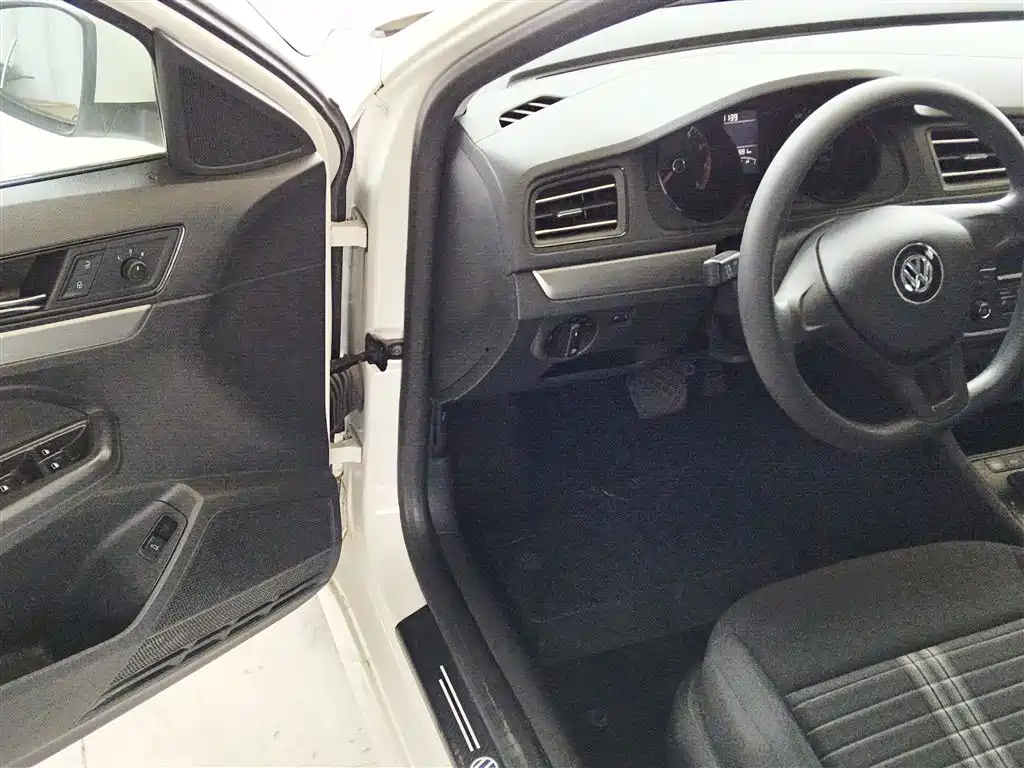 Volkswagen Lavida 2019 Lavida Start 1.5L Auto Trend (China VI) фото 16