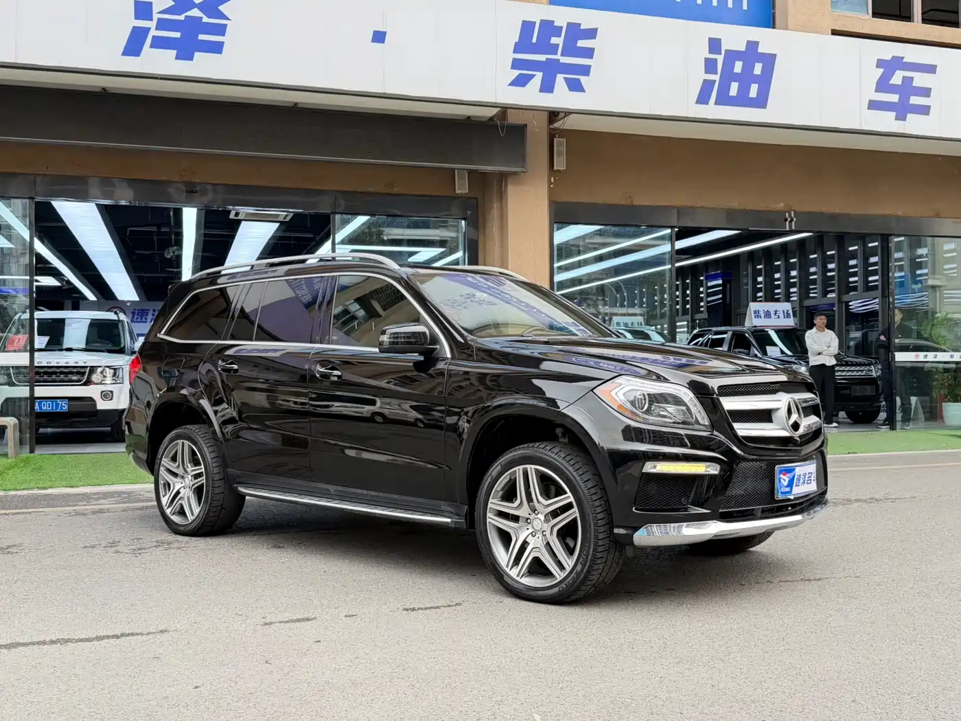 Mercedes-Benz GL-Class 2014 GL 350 CDI 4MATIC фото 3