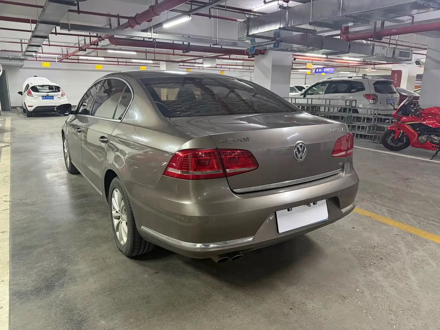 Volkswagen Magotan 2015 1.8TSI Leading фото 7