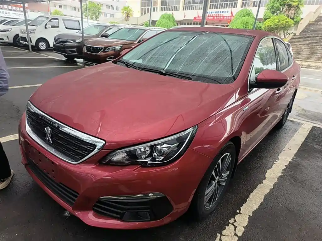 Peugeot 308 2016 230THP Automatic Luxury фото 2
