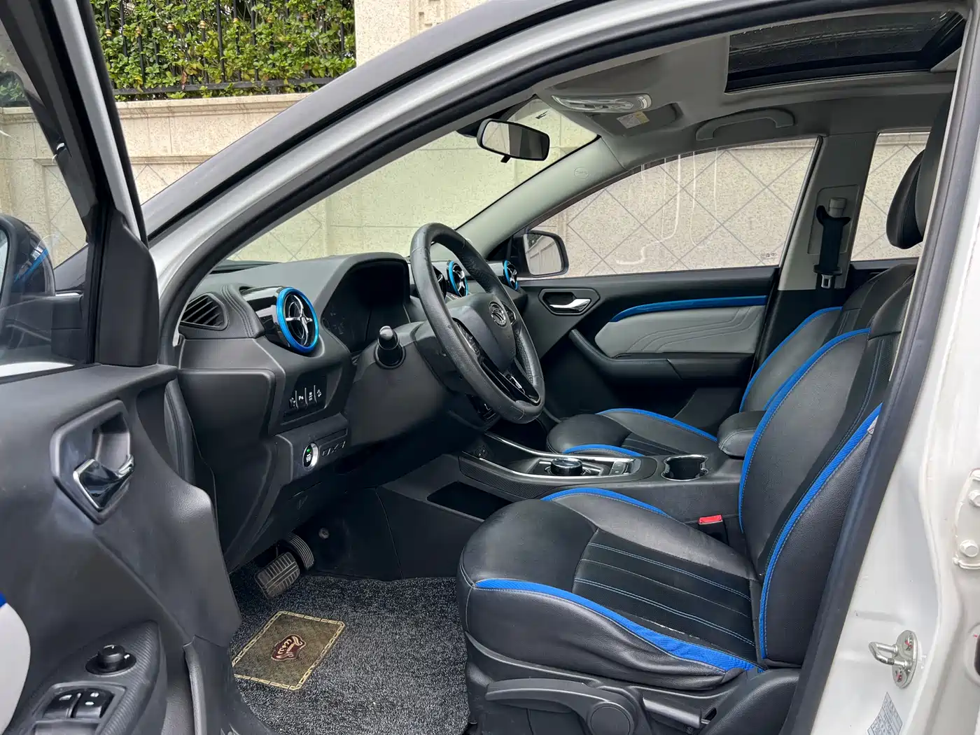Soueast DX3 New Energy 2019 2018 EV400 Flagship Edition