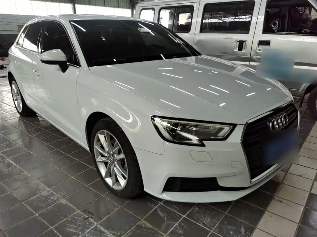 Audi A3 2017 Sportback 35 TFSI Progressive фото 4