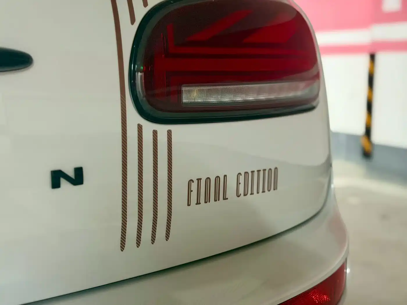 MINI CLUBMAN 2024 2023 Final Edition The Last Gentleman Commemorative Edition