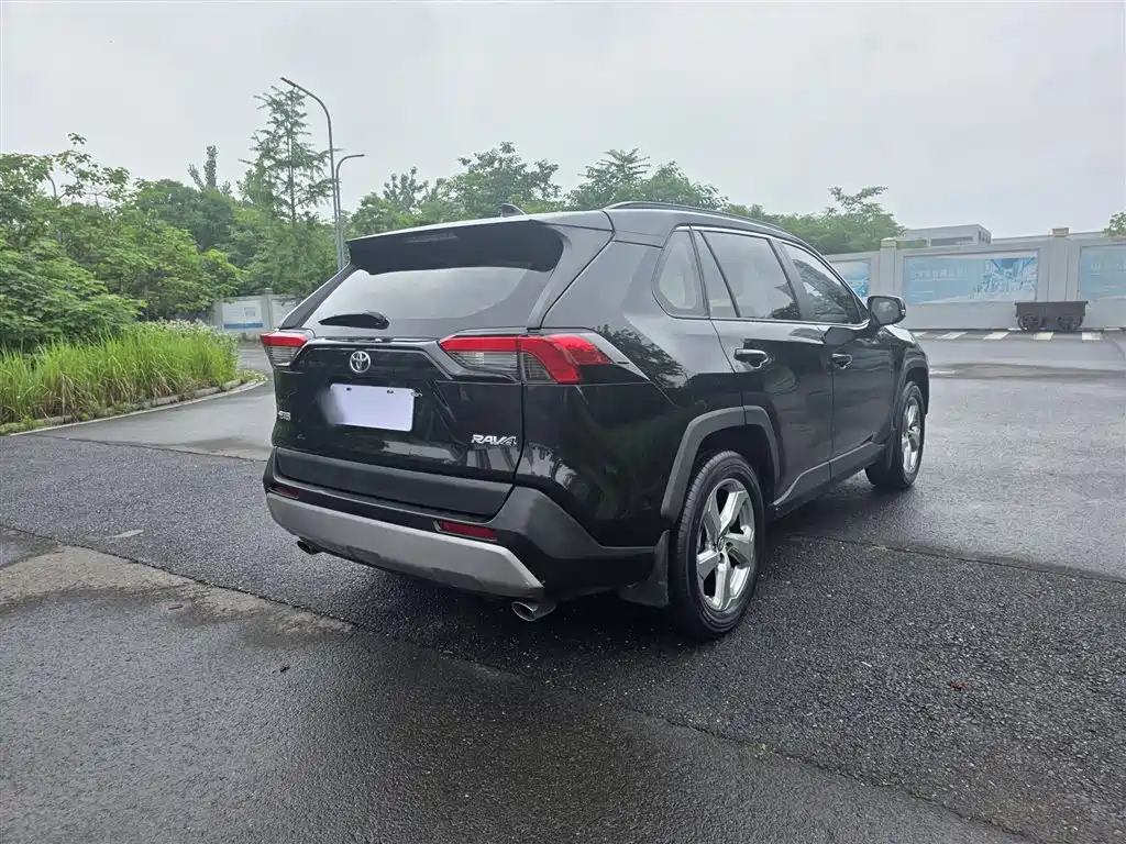 Toyota RAV4 Rongfang 2021 2.0L CVT 2WD Trend PLUS фото 7